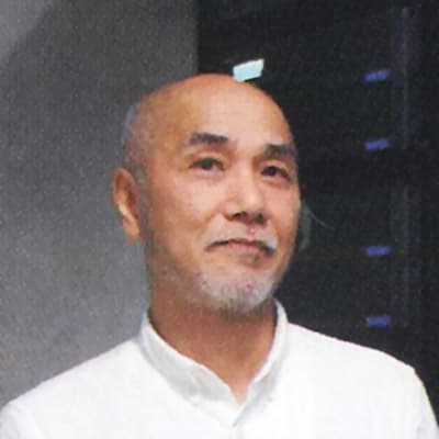 東出 孝史